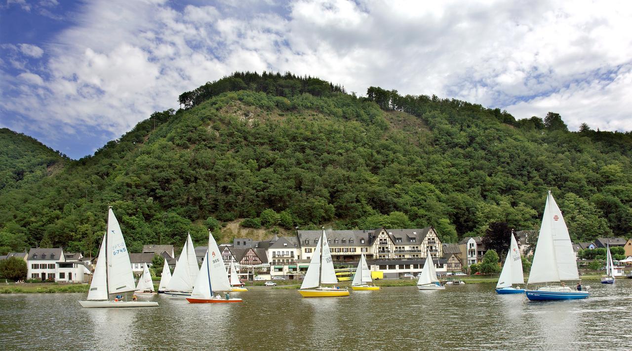 Pension "Haus Am Walde" Brodenbach, Mosel ภายนอก รูปภาพ